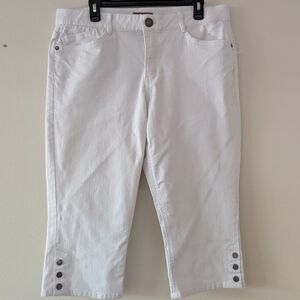 reCreation Sz 16 White Capris